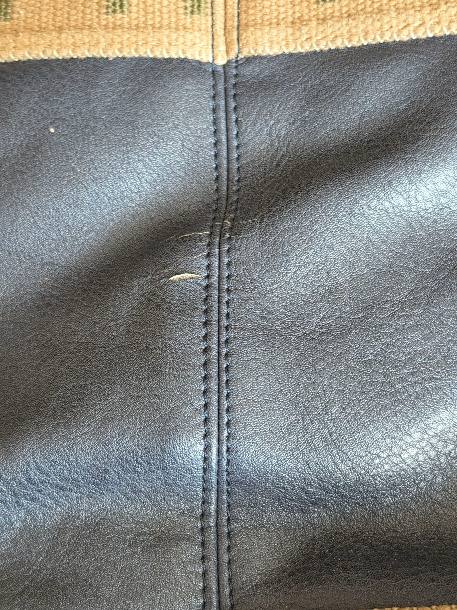 Sac à main / Bandoulière Gallantry - Modèle Polochon Bleu Marine – photo 10